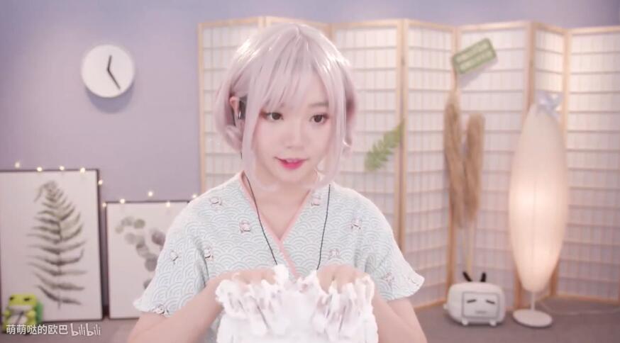 欣小萌 洗头和耳朵大保健~插图 欣小萌 洗头和耳朵大保健~插图