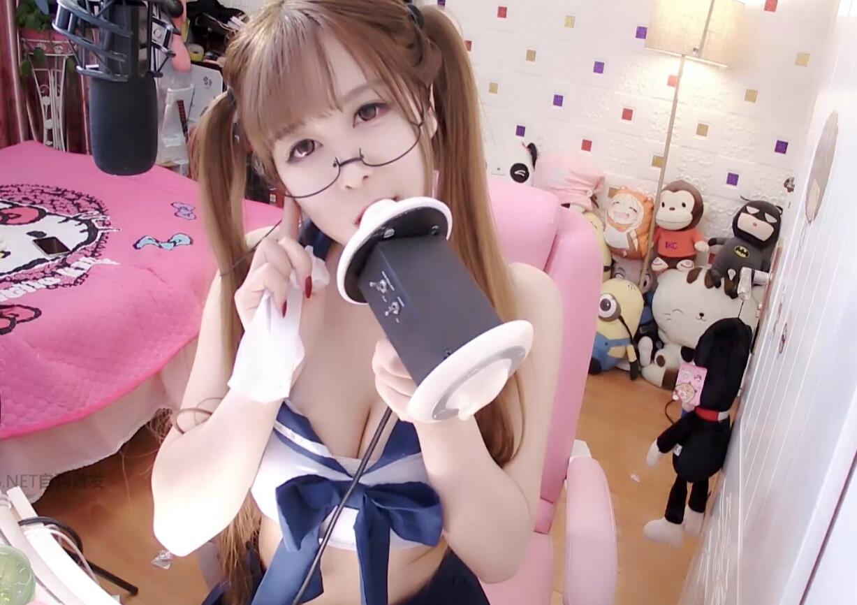 【ASMR福利】斗鱼娜娜Sweet 2021新火箭礼包之性感水手服 耳朵按摩(第八集)插图 【ASMR福利】斗鱼娜娜Sweet 2021新火箭礼包之性感水手服 耳朵按摩(第八集)插图