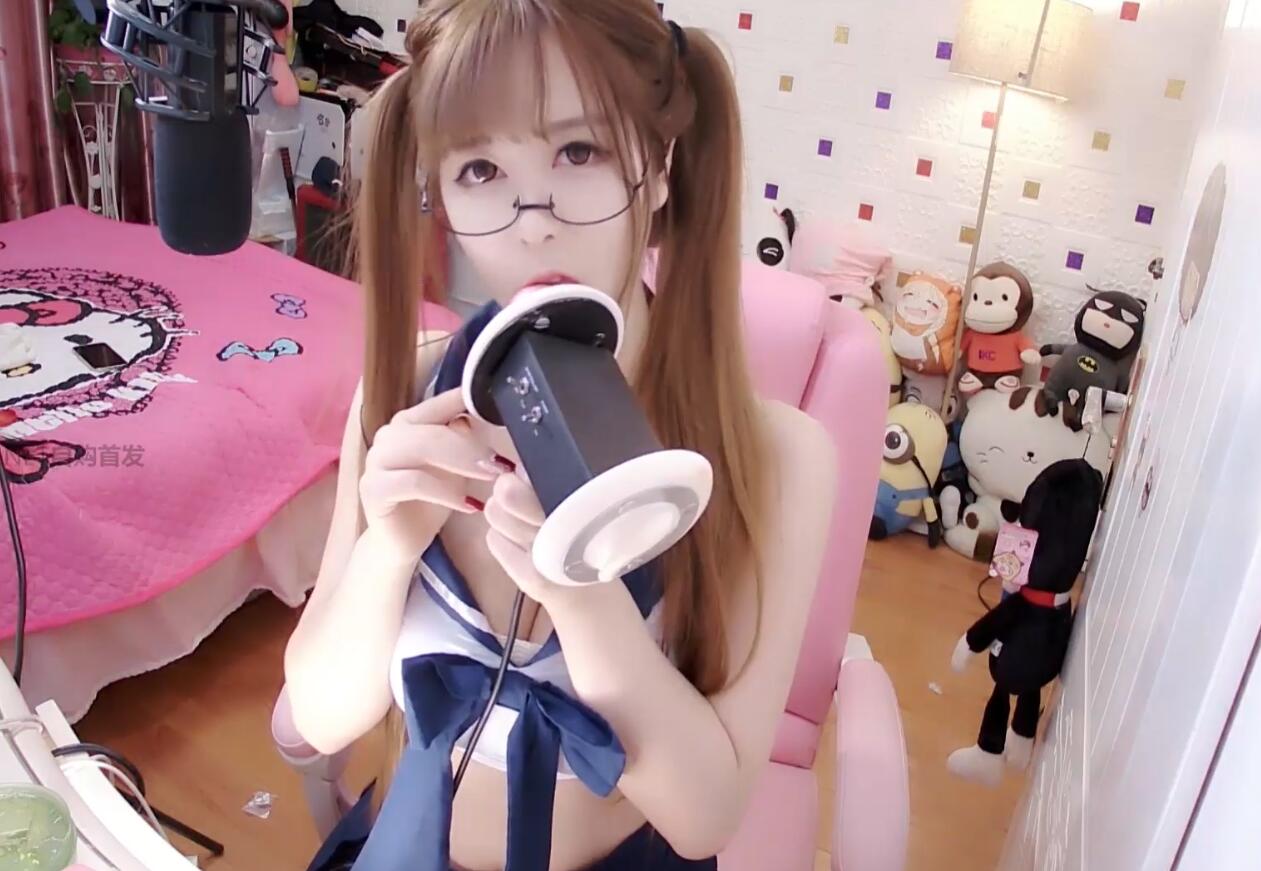 【ASMR福利】斗鱼娜娜Sweet 2021新火箭礼包之性感水手服 舔耳(第九集)插图 【ASMR福利】斗鱼娜娜Sweet 2021新火箭礼包之性感水手服 舔耳(第九集)插图