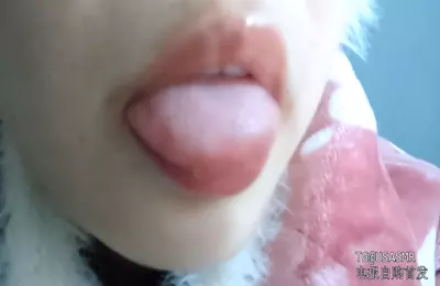 付费视频-Lia的晚安小屋_舔屏纯享7分钟~1