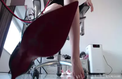 付费视频-秋水4月30元档20240418穿高跟鞋の女上司（视频剧场）