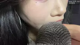 付费视频-青蛙猪爱睡觉_轻舔耳