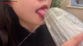小鱼晕晕要睡觉_舔塑料浴帽麦-助眠音声网